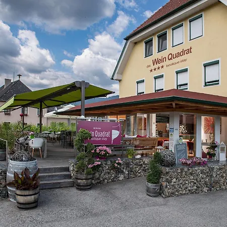 Weinquadrat - Boutique Weissenkirchen in der Wachau