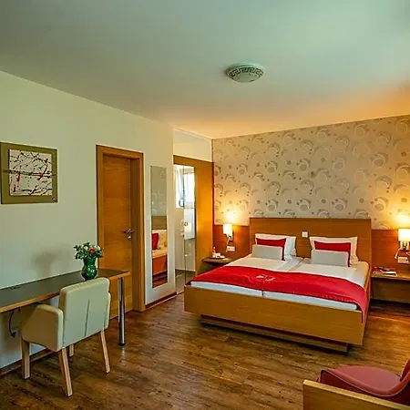 Hotel Weinquadrat - Boutique Weissenkirchen in der Wachau