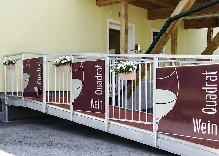 Hotel Weinquadrat - Boutique Weissenkirchen in der Wachau